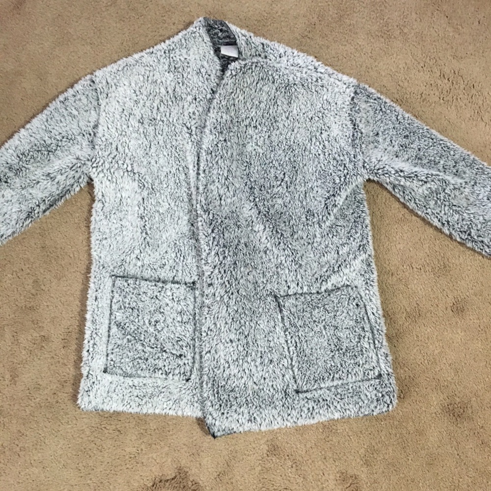 Super fuzzy grey cardigan